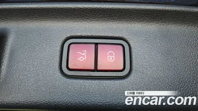 Mercedes-Benz S-Class 2022 — Photo 30/36