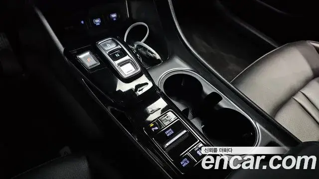 Hyundai Sonata Hybrid 2020 — Şəkil 1/20