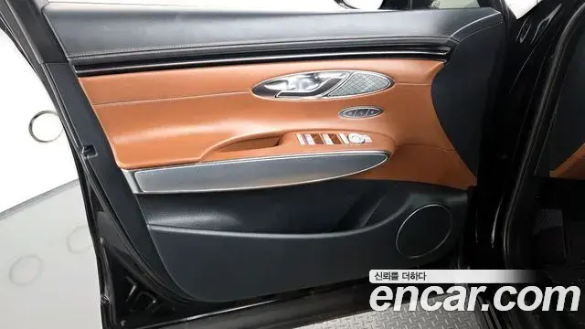 Genesis GV70 2022 — Şəkil 8/40