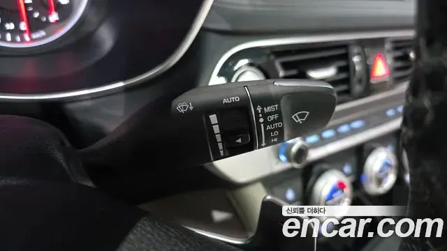 Genesis G70 2019 — Şəkil 33/35