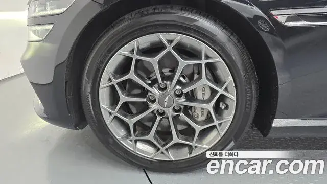 Genesis G80 2020 — ფოტო 31/32