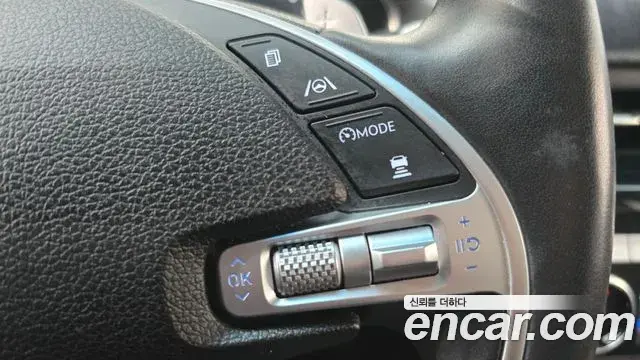 Genesis G80 2020 — ფოტო 13/32