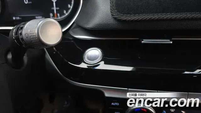 Genesis G80 2020 — ფოტო 10/32