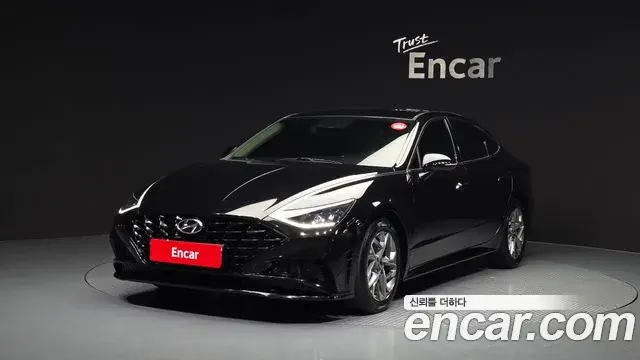 Hyundai Sonata Hybrid 2022 — Photo 4/29