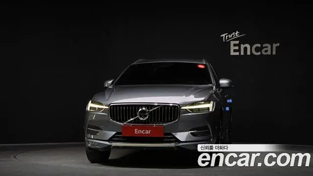 Volvo XC60 2018 — Фото 3/20