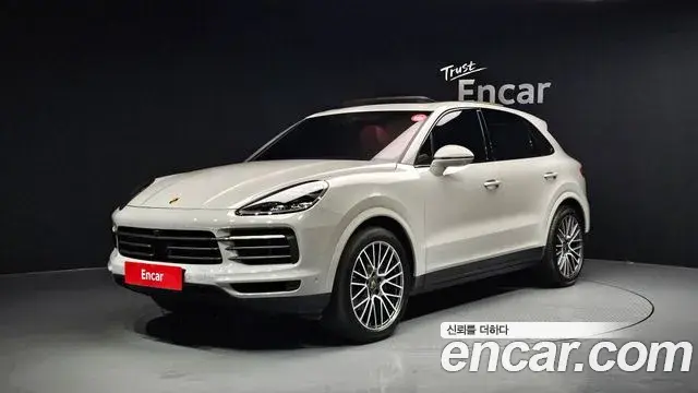 Porsche Cayenne 2023 — Фото 1/20
