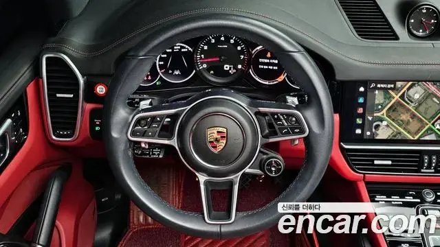 Porsche Cayenne 2023 — Фото 13/20