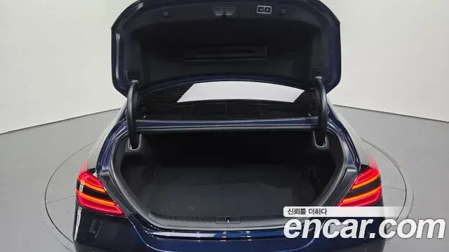 Genesis G70 2021 — Şəkil 19/34