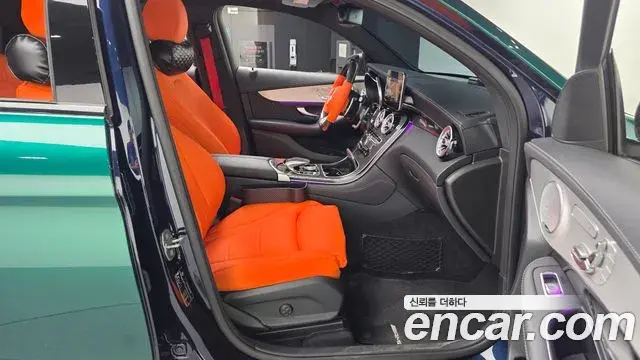 Mercedes-Benz GLC-Class 2019 — Şəkil 18/20