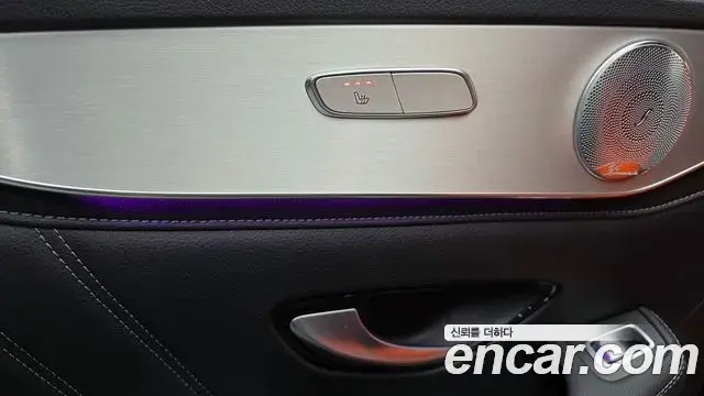 Mercedes-Benz GLC-Class 2019 — Şəkil 2/20