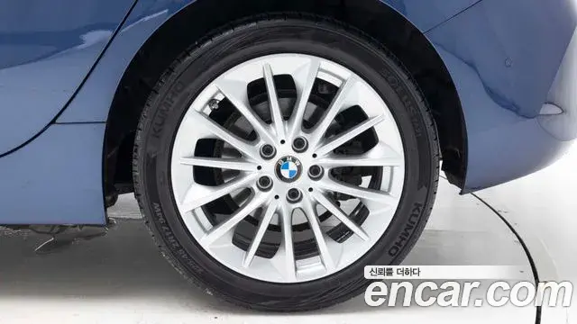 BMW 1 Series 2021 — Photo 13/20