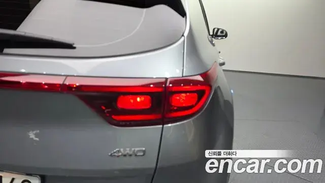 Kia Sportage The Bold 2021 — Photo 34/34