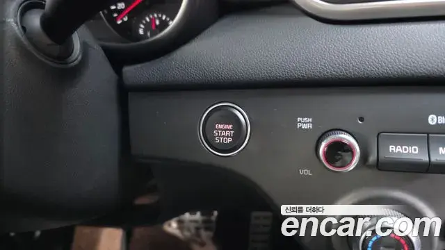 Kia Sportage The Bold 2021 — Photo 25/34