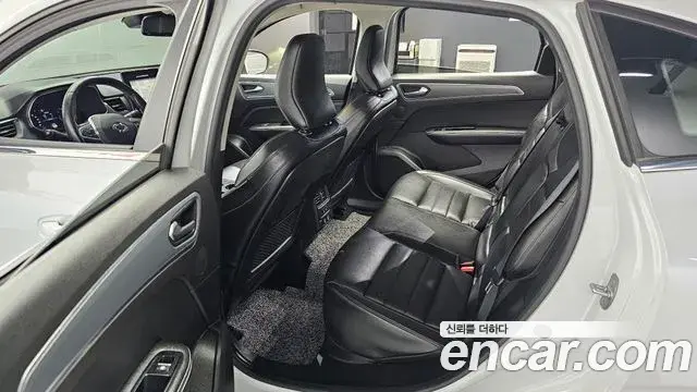 Renault Samsung XM3 2022 — ფოტო 3/34