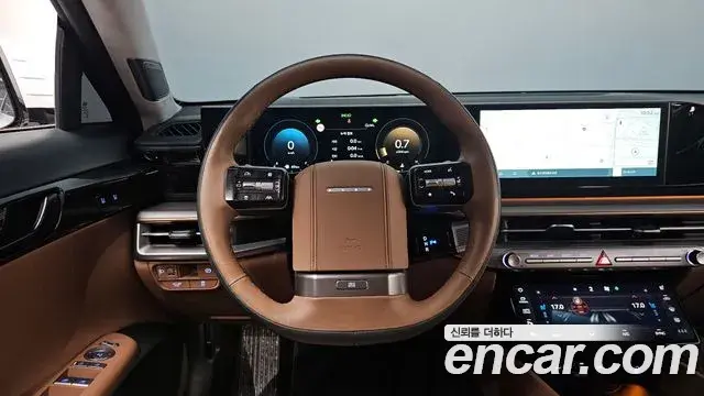 Hyundai Grandeur Hybrid 2023 — Photo 28/30