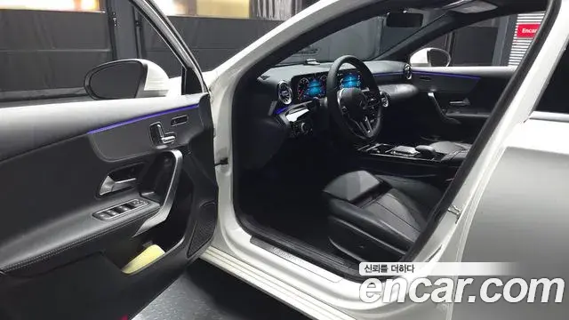 Mercedes-Benz A-Class 2021 — ფოტო 27/30