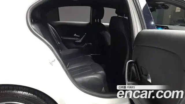 Mercedes-Benz A-Class 2021 — ფოტო 19/30