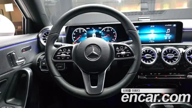 Mercedes-Benz A-Class 2021 — ფოტო 2/30