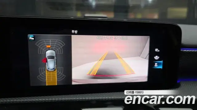 Mercedes-Benz A-Class 2021 — ფოტო 15/30