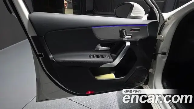 Mercedes-Benz A-Class 2021 — ფოტო 22/30