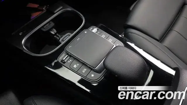 Mercedes-Benz A-Class 2021 — ფოტო 13/30