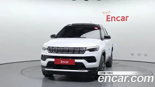 Jeep Compass 2022 — Şəkil 11/32