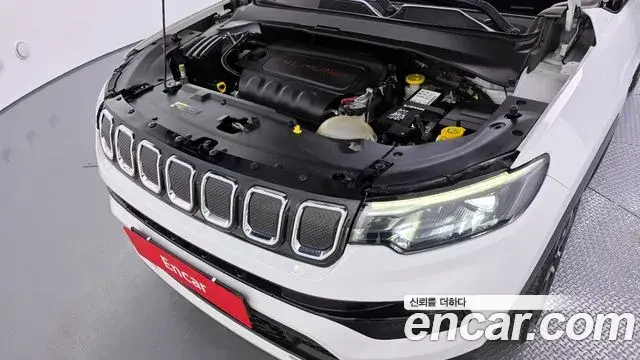 Jeep Compass 2022 — Şəkil 16/32