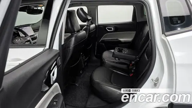 Jeep Compass 2022 — Şəkil 15/32