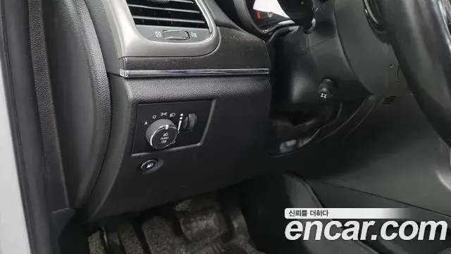 Jeep Grand Cherokee 2018 — Photo 14/32
