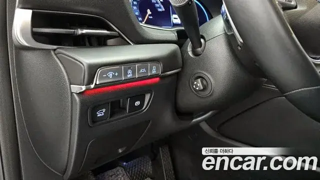 Genesis GV80 2021 — Photo 18/37