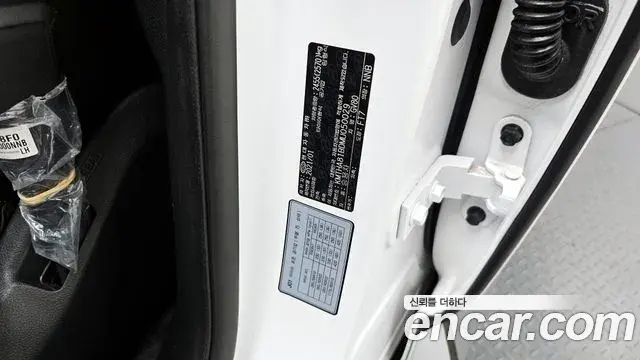 Genesis GV80 2021 — Photo 19/37