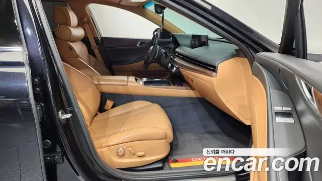 Genesis G80 2020 — Photo 15/38