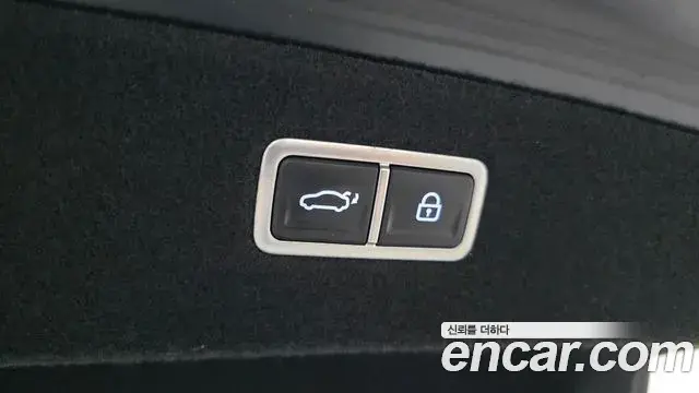 Genesis G90 2022 — Photo 29/35