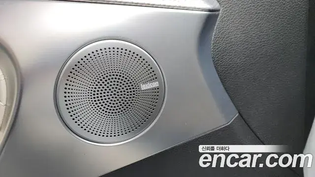 Genesis G70 2021 — ფოტო 15/40