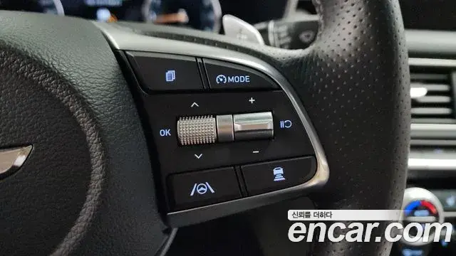 Genesis G70 2021 — ფოტო 35/40
