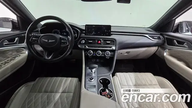 Genesis G70 2021 — ფოტო 28/40
