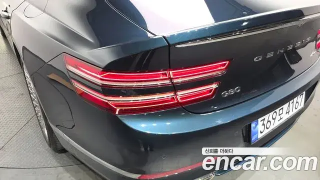 Genesis G80 2022 — Photo 15/34