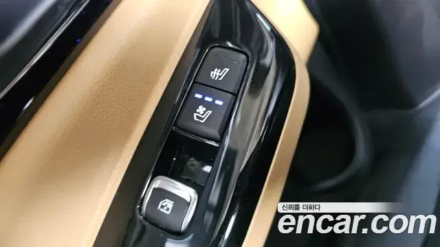 Kia Carnival 2022 — Şəkil 14/33