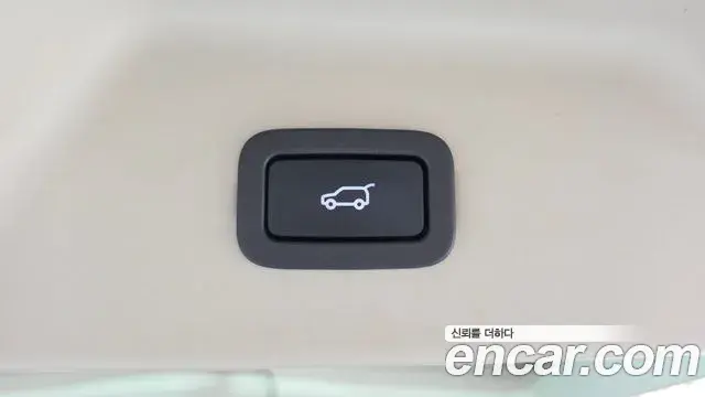Land Rover Range Rover 2019 — ფოტო 18/20