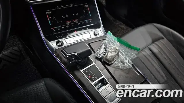 Audi A6 2021 — ფოტო 2/35