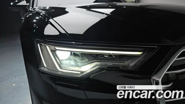 Audi A6 2021 — ფოტო 19/35
