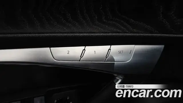 Audi A6 2021 — ფოტო 24/35