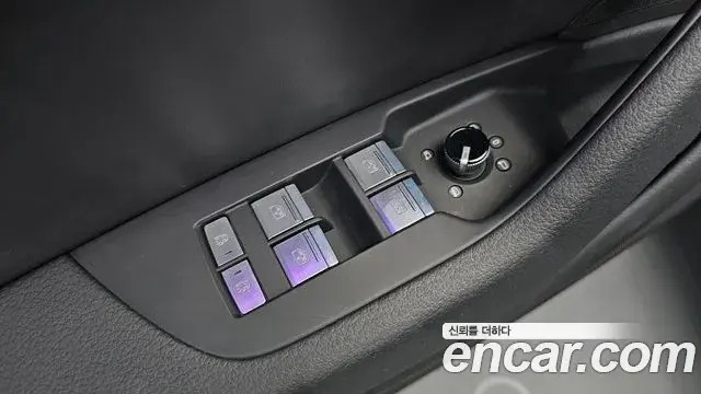 Audi A6 2021 — ფოტო 14/35
