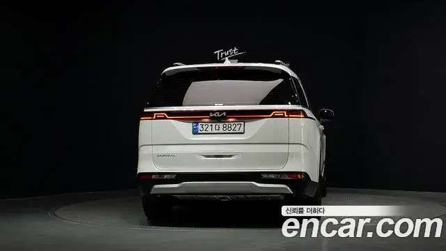 Kia Carnival 2022 — Фото 4/20