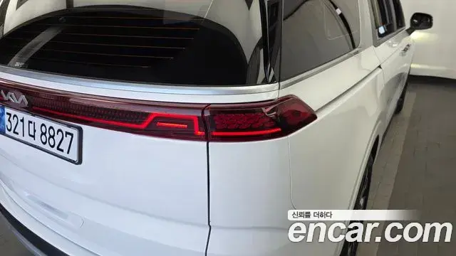 Kia Carnival 2022 — Photo 10/32
