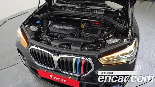 BMW X1 2022 — ფოტო 13/32