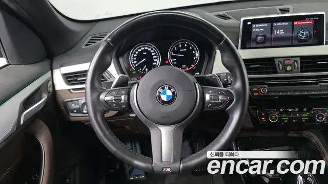 BMW X1 2022 — ფოტო 27/32