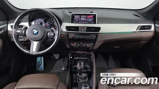 BMW X1 2022 — ფოტო 16/32
