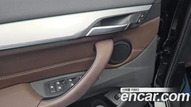 BMW X1 2022 — ფოტო 17/32