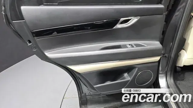 Genesis GV80 2021 — ფოტო 2/30
